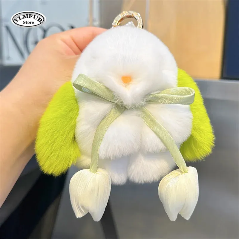 Adorable Fluffy Bunny Keychain - Kawaii Pom Pom Rabbit Key Ring for Magical Moments 🐰✨