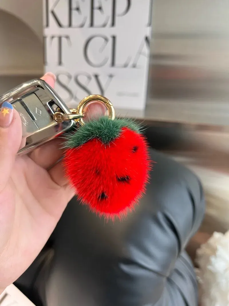 Adorable Kawaii Strawberry Mink Fur Keychain 🍓✨ - Fluffy Bag Charm & Cell Phone Pendant for Women! 👜💕