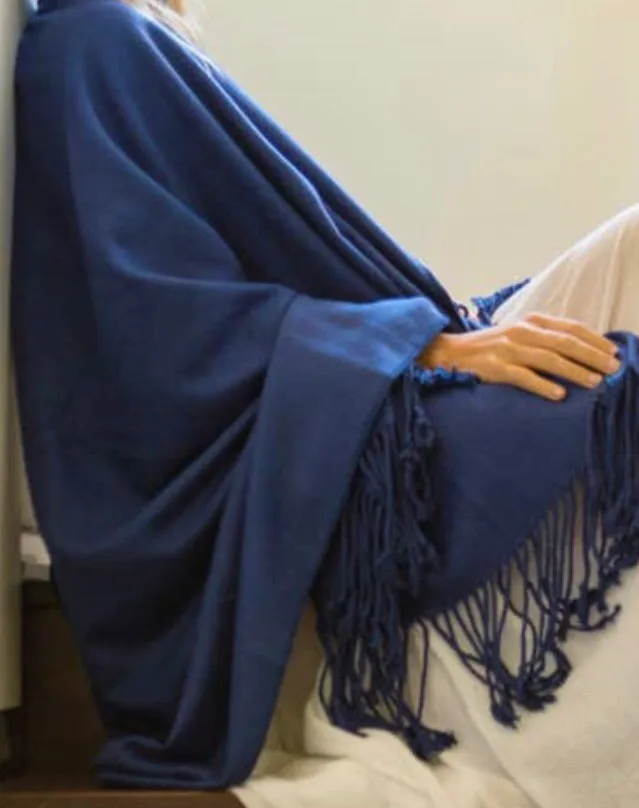Bamboo Throw Dove