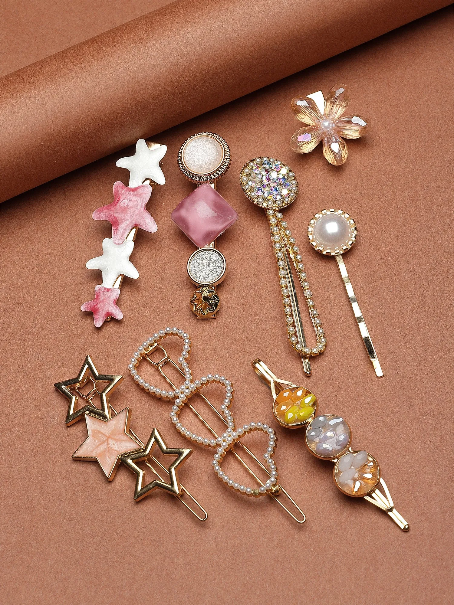 Bohey by KARATCART Set of 7 Multicolor Hair Clips for Women