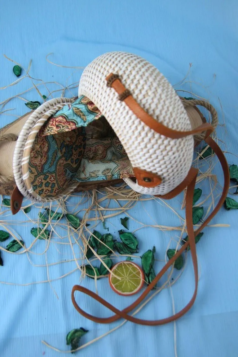 Call It Autumn White Bowl Bag