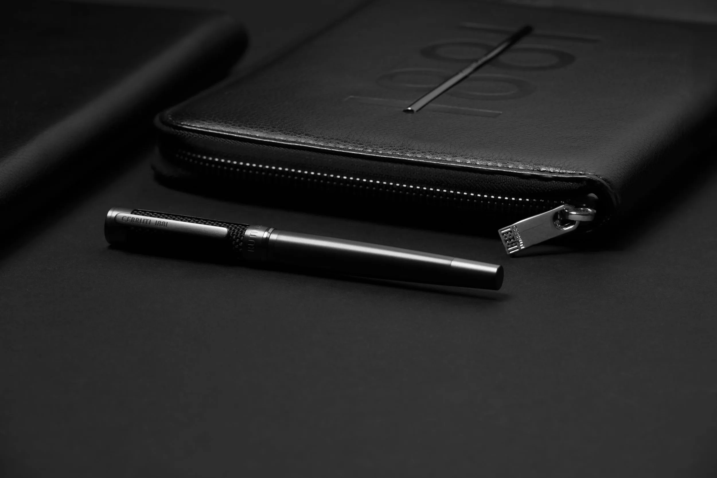 Cerruti 1881 NTM011A-Conference folder A5 Horton Black
