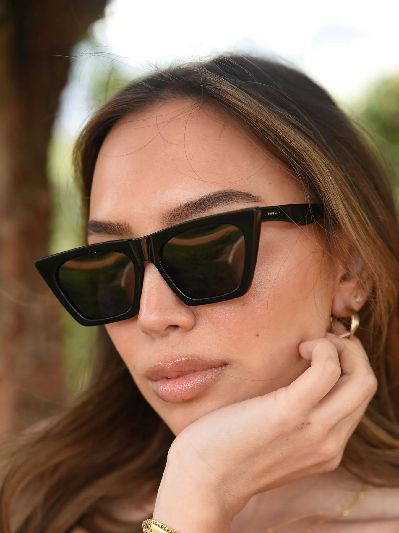 CLASSY - Sunglasses • Black