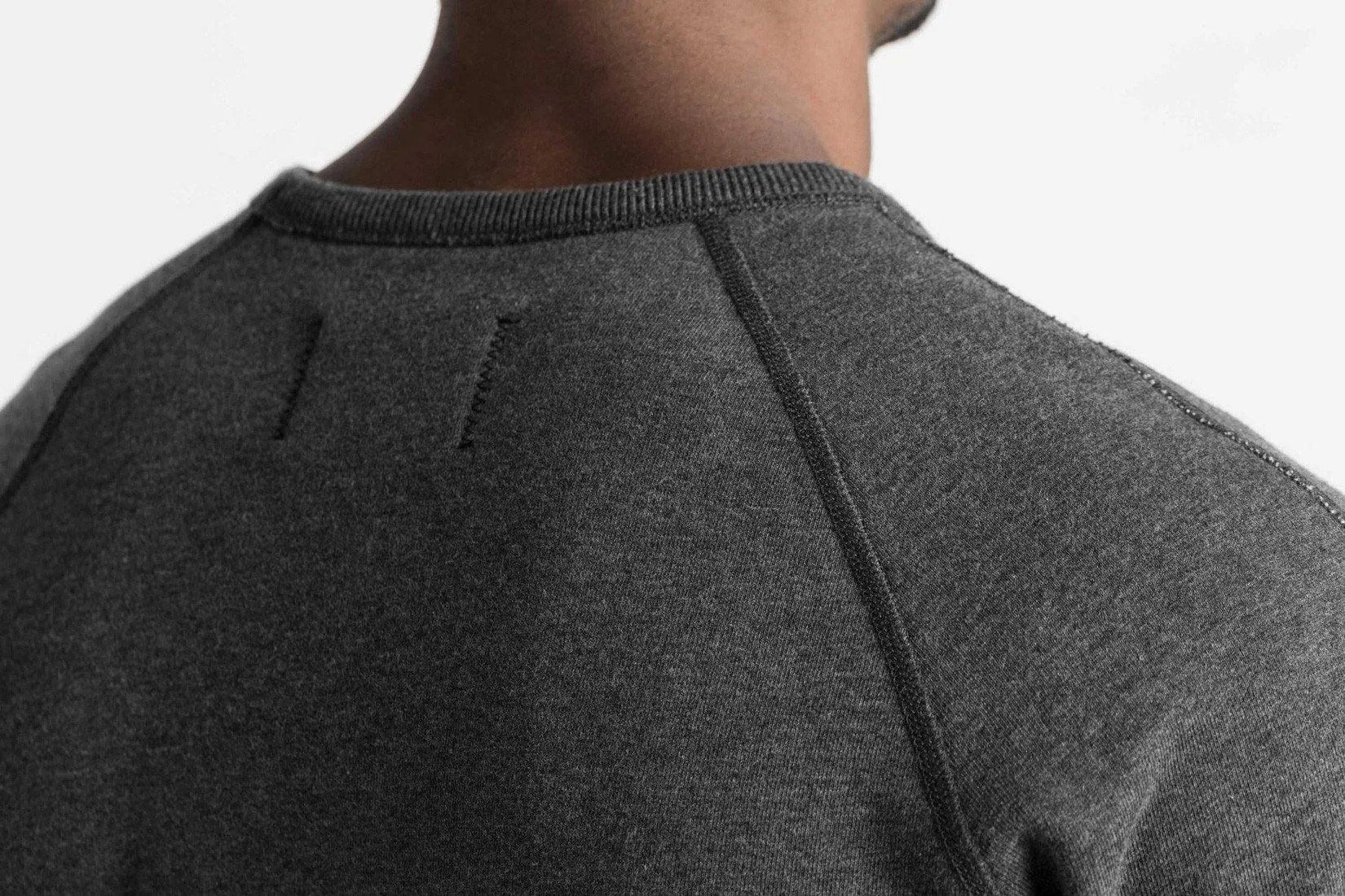 Crest logo LS Crewneck Heather Charcoal