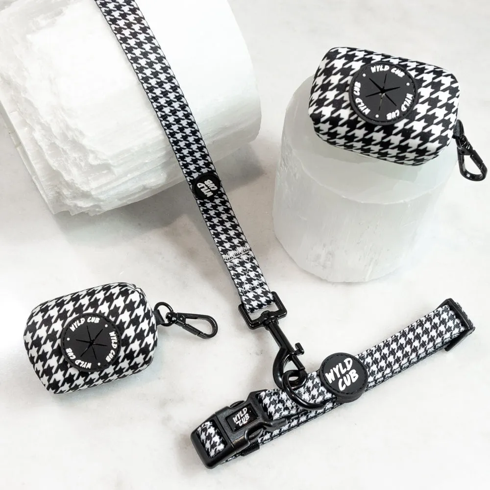 Dog Poop Bag Holder: Knightsbridge Houndstooth