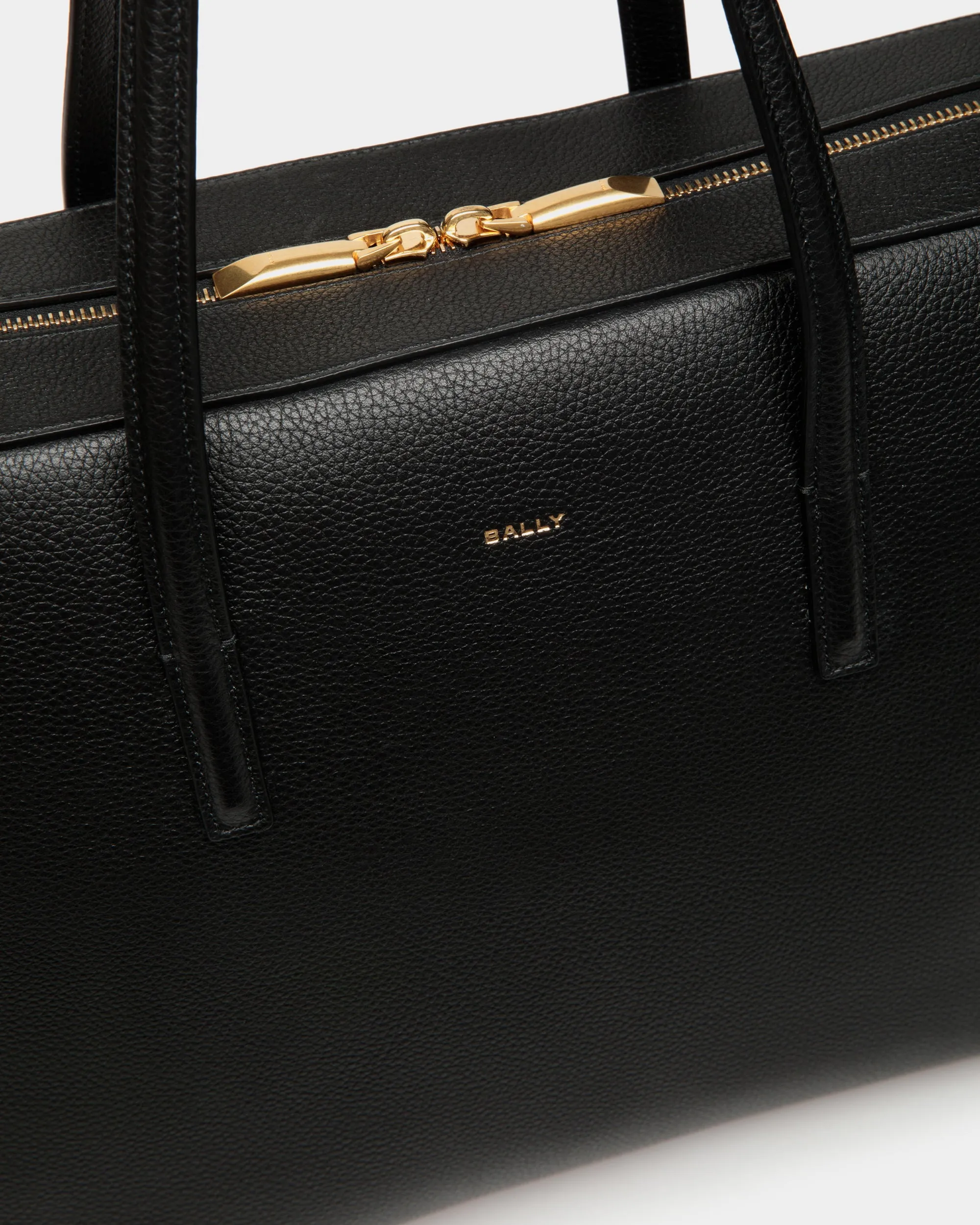 Emblem Brief - Brief Case