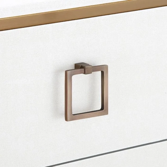 Este 4-Door Cabinet