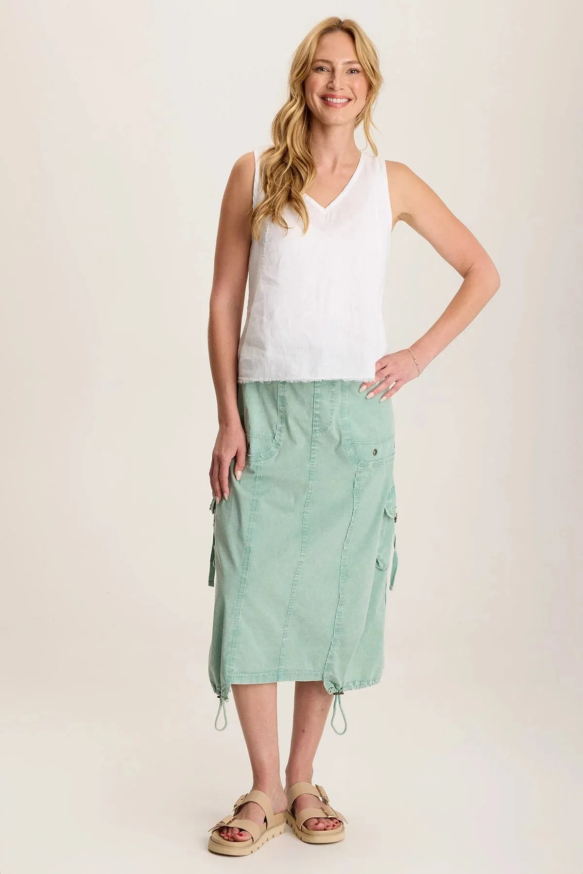 ESTINE LINEN V-NECK TANK TOP