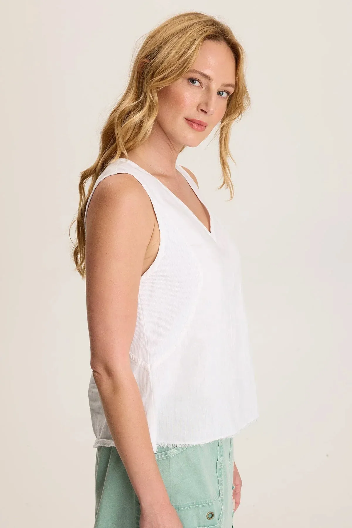 ESTINE LINEN V-NECK TANK TOP