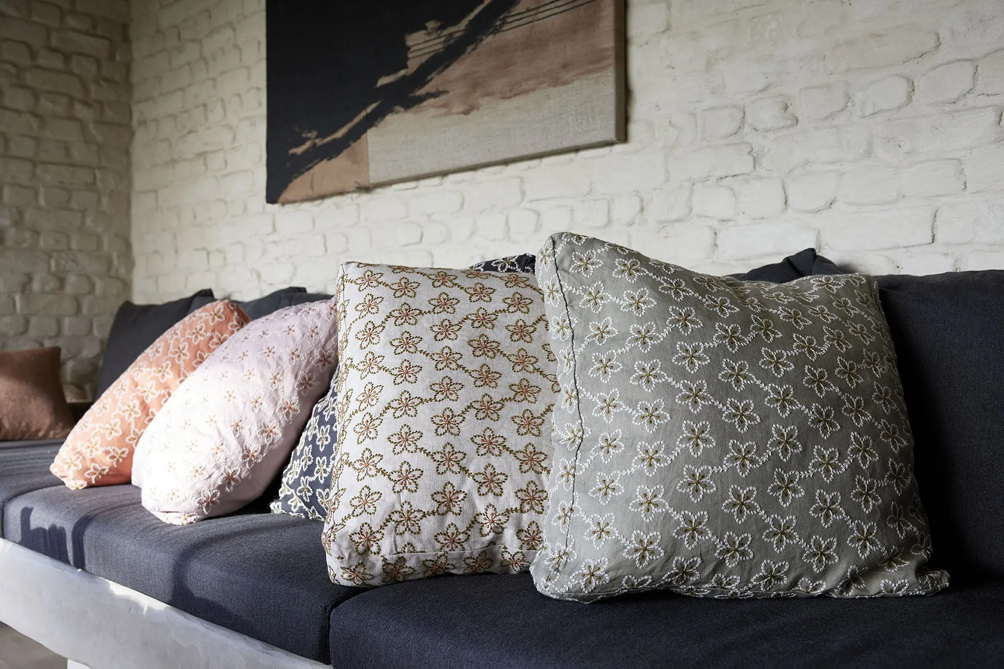 fleurs cushion cover