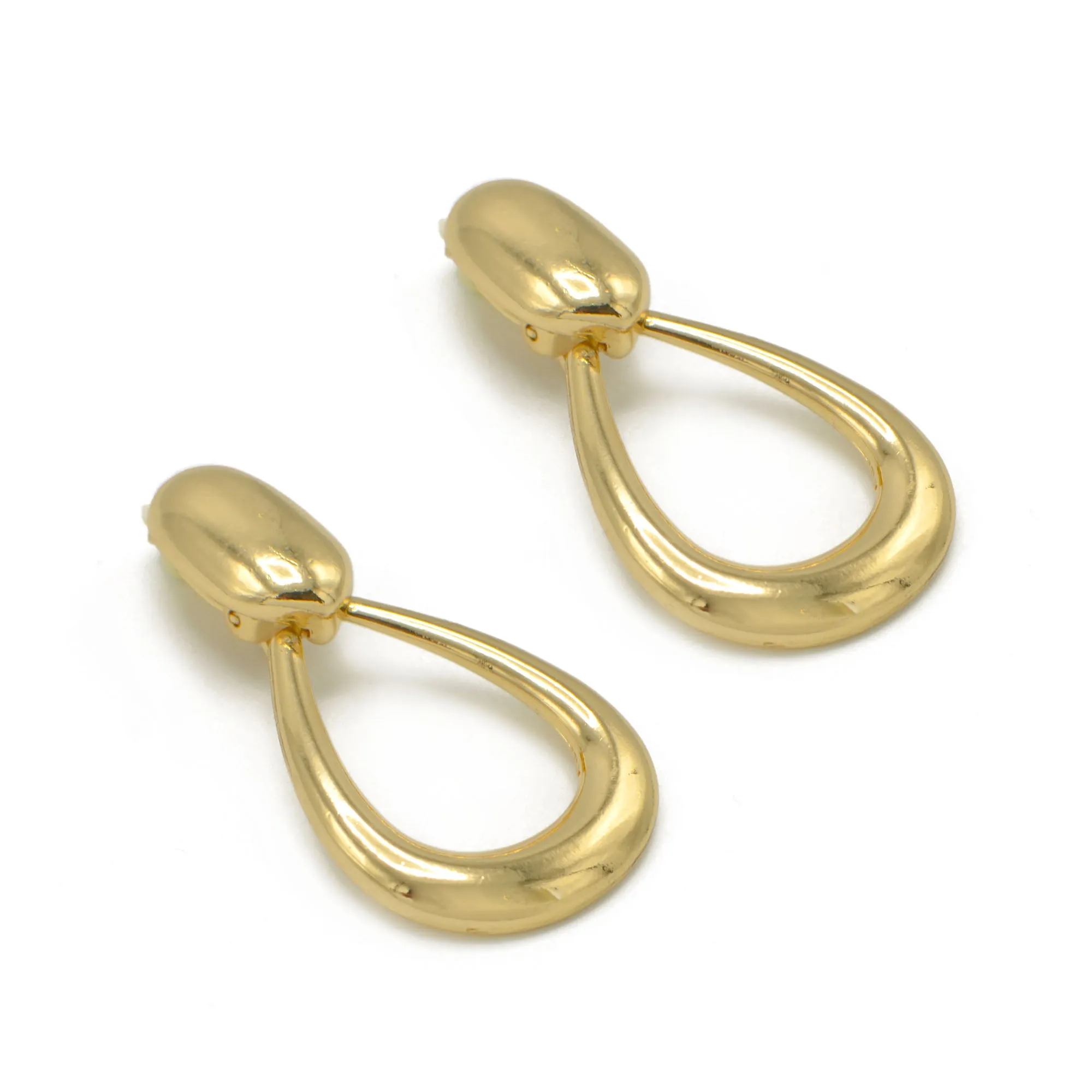 God Teardrop Clip-On Earrings #SQ8642G (GD5/FA19)