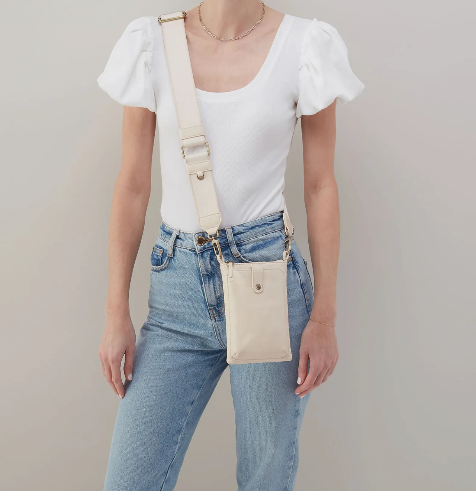 HOBO CASS PHONE CROSSBODY