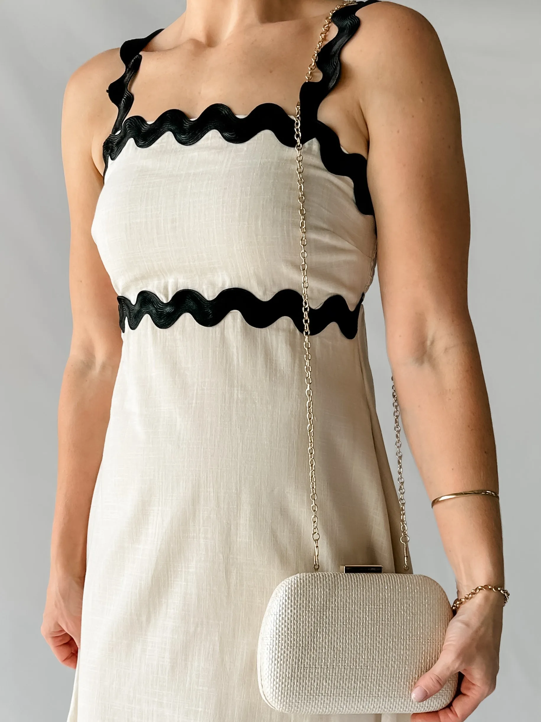 KRIS WOVEN CURVE BOX CLUTCH - IVORY