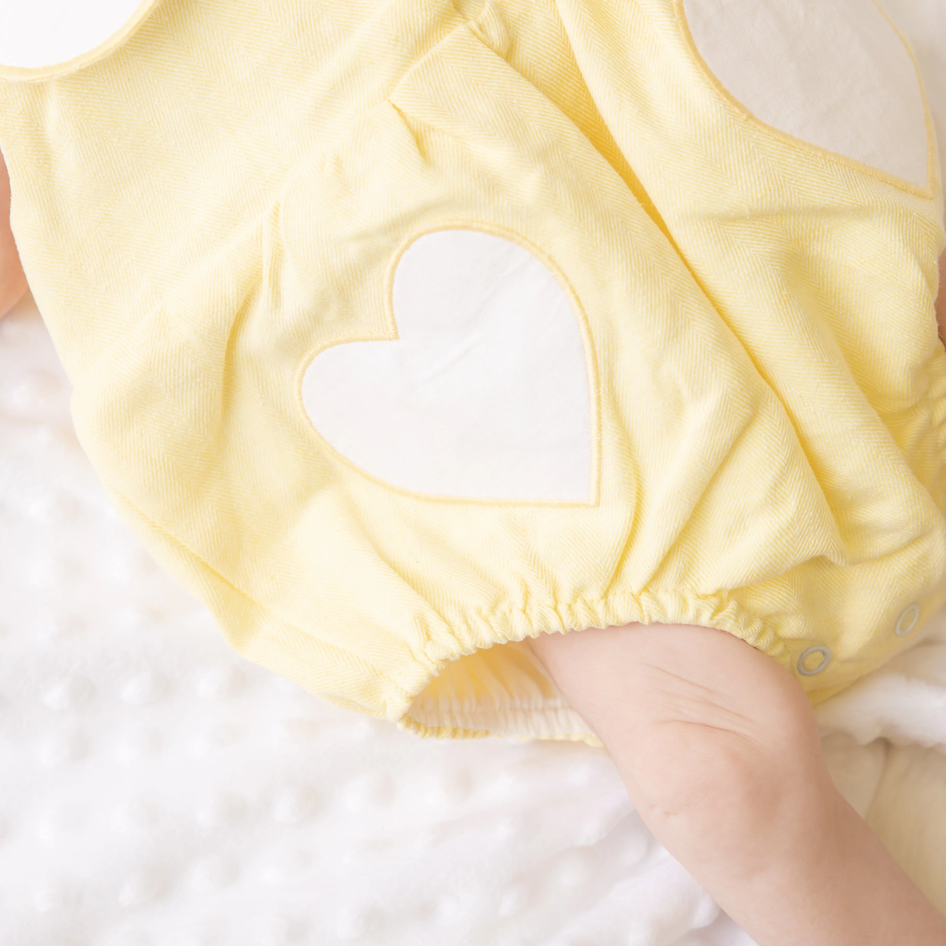 Lemon Linen Frill Heart Romper With Bonnet