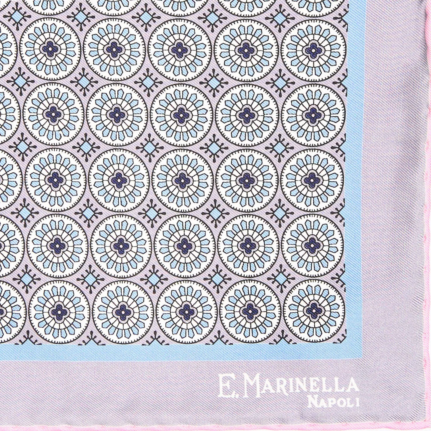LIGHT GREY HAND-PRINTED SILK POCKET SQUARE