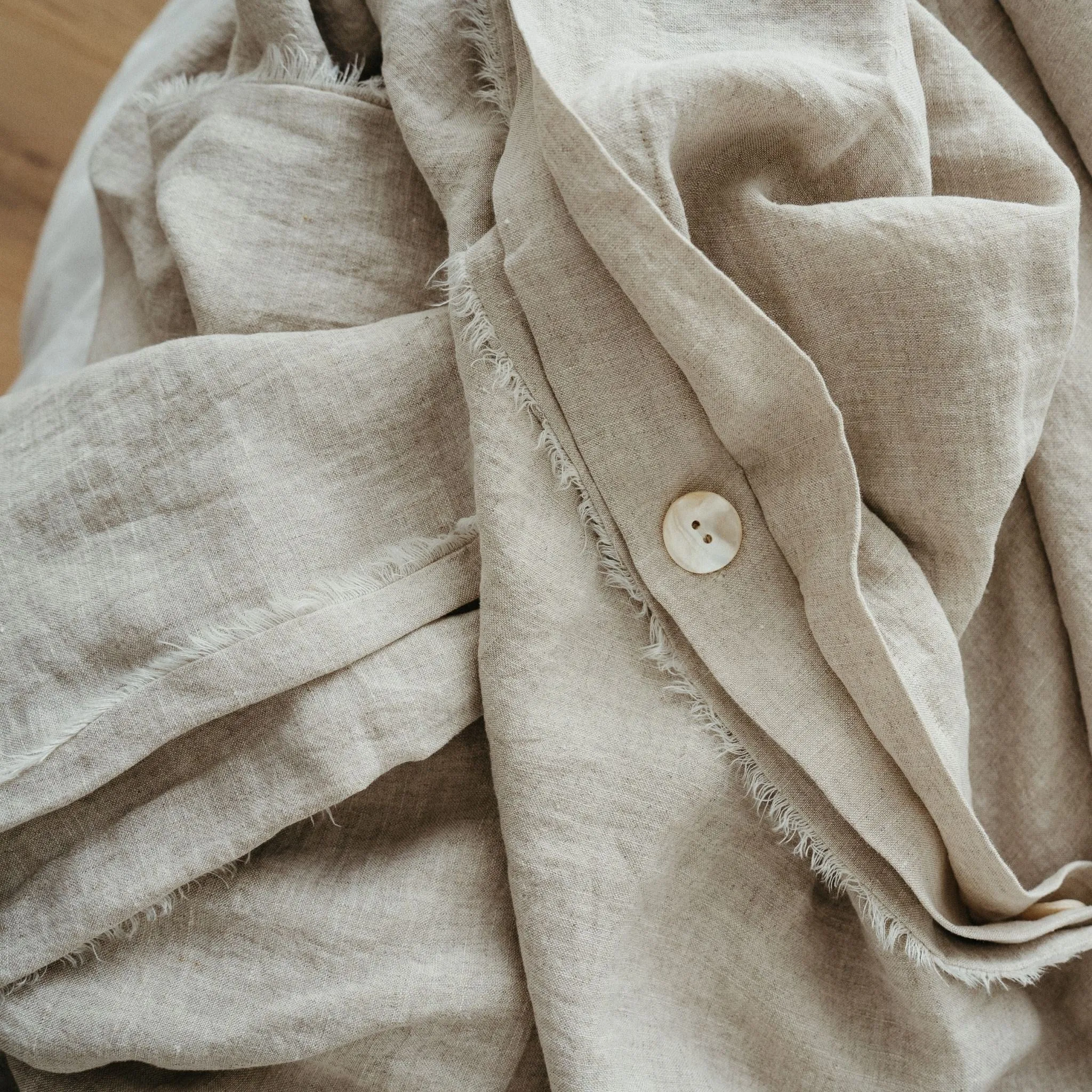 Lina Linen Duvet Set, Chambray - QUEEN