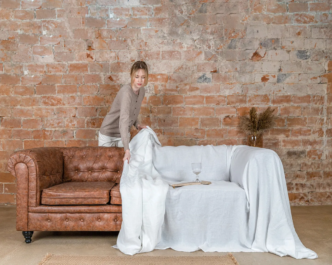 Linen couch cover in Off White color (density 190 g/m2)