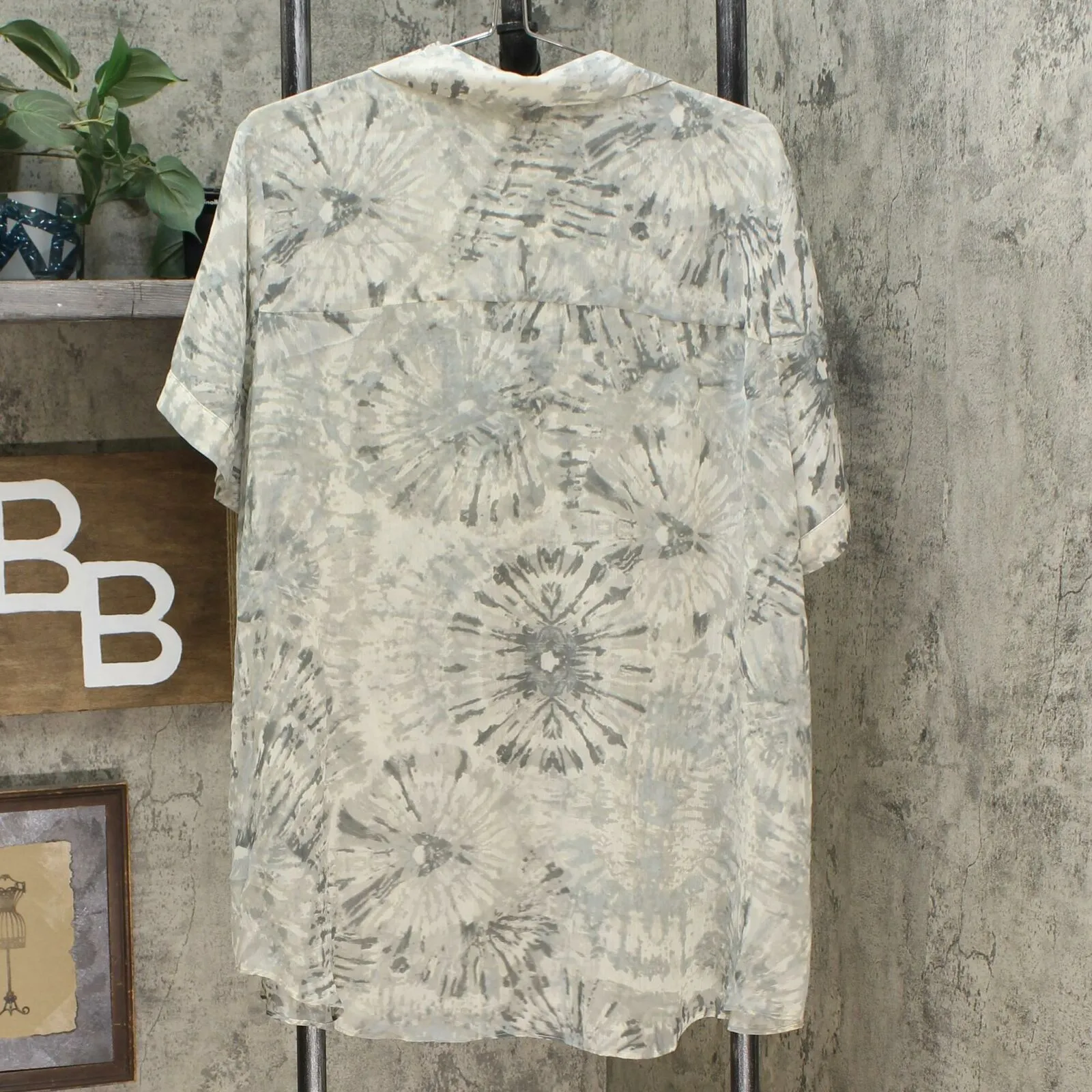 LOGO by Lori Goldstein Women's Plus Size Printed Front Pleat Woven Top