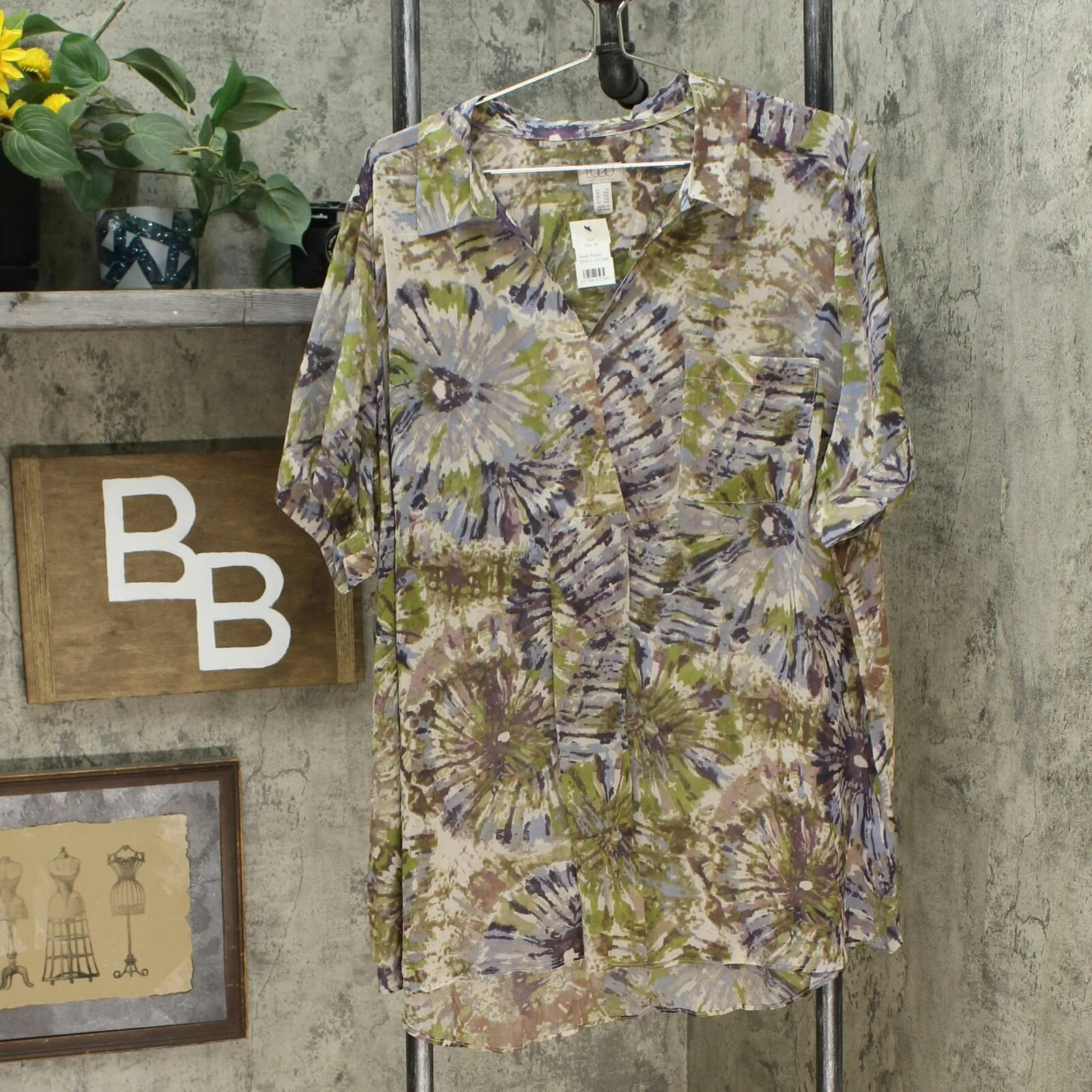 LOGO by Lori Goldstein Women's Plus Size Printed Front Pleat Woven Top