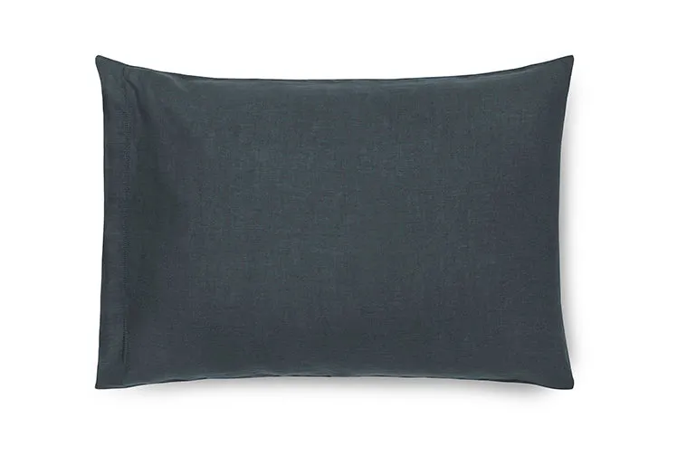maia pillowcase pair