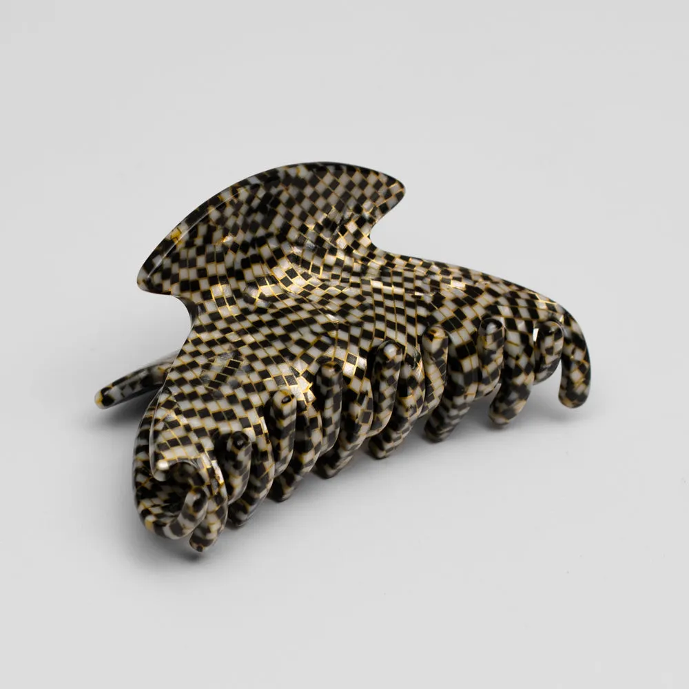 Medium Hair Claw Clip with Extra Grip