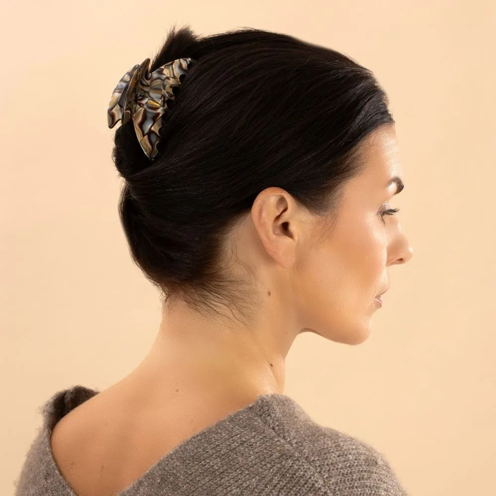 Medium Hair Claw Clip with Extra Grip