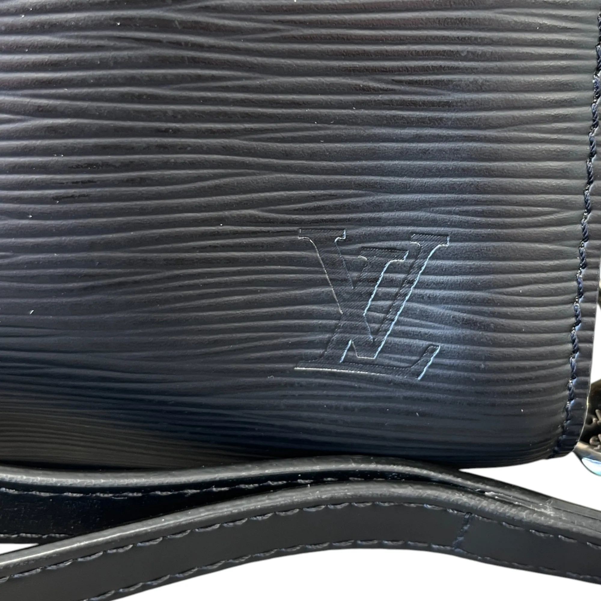Men's Epi Embossed Logo Pouch Black