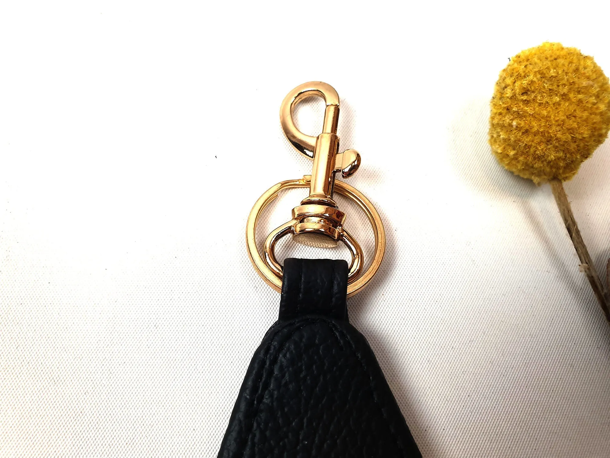 Mimco black leather keyring