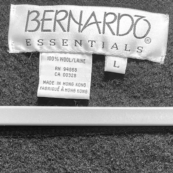 New Bernardo 100% Wool Black Essentials Vest