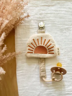 *NEW* Sun Soothe & Store Pacifier Clip
