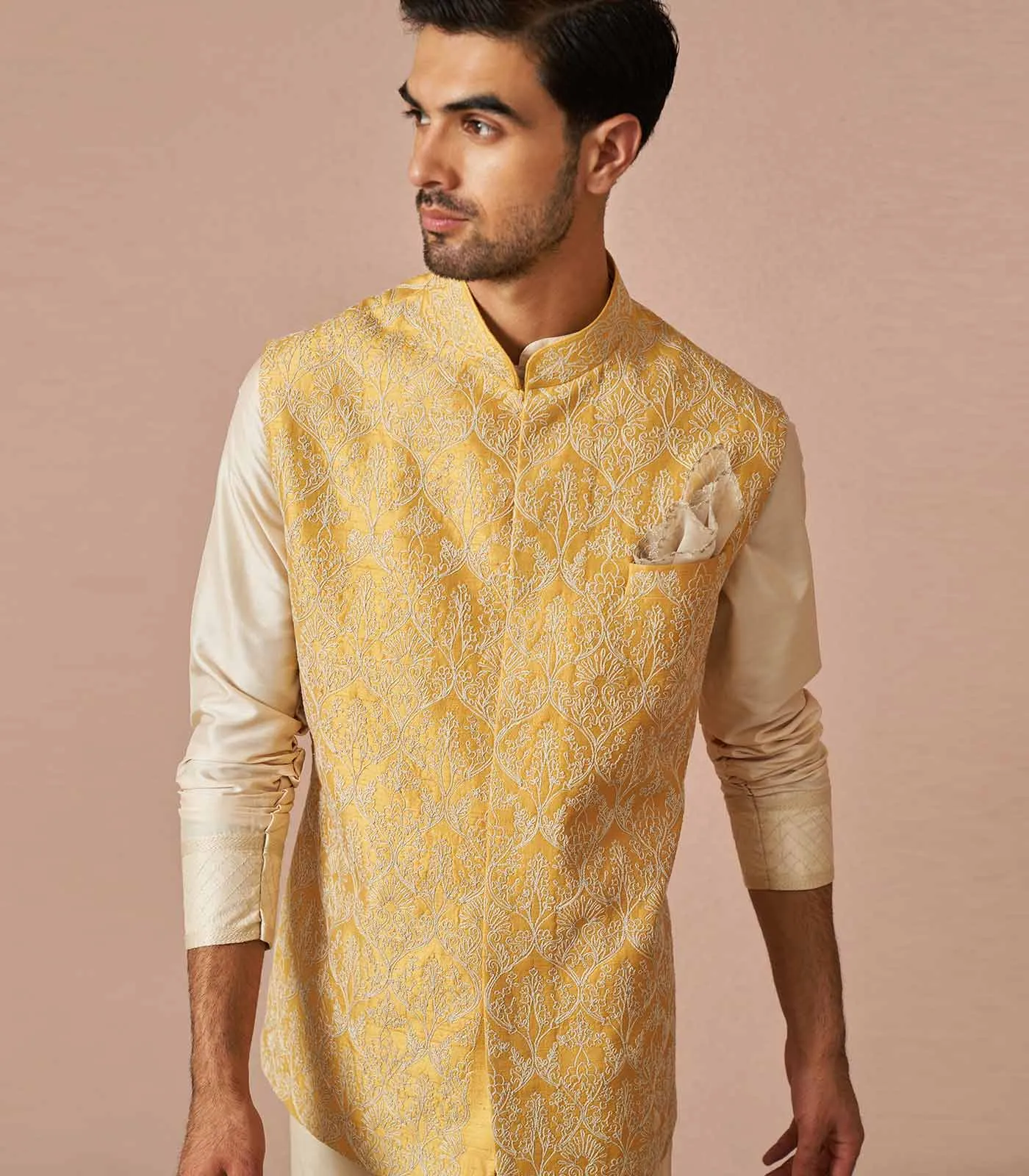 PASTEL YELLOW RAWSILK ARMAAN THREADWORK EMBROIDERED BANDI SET