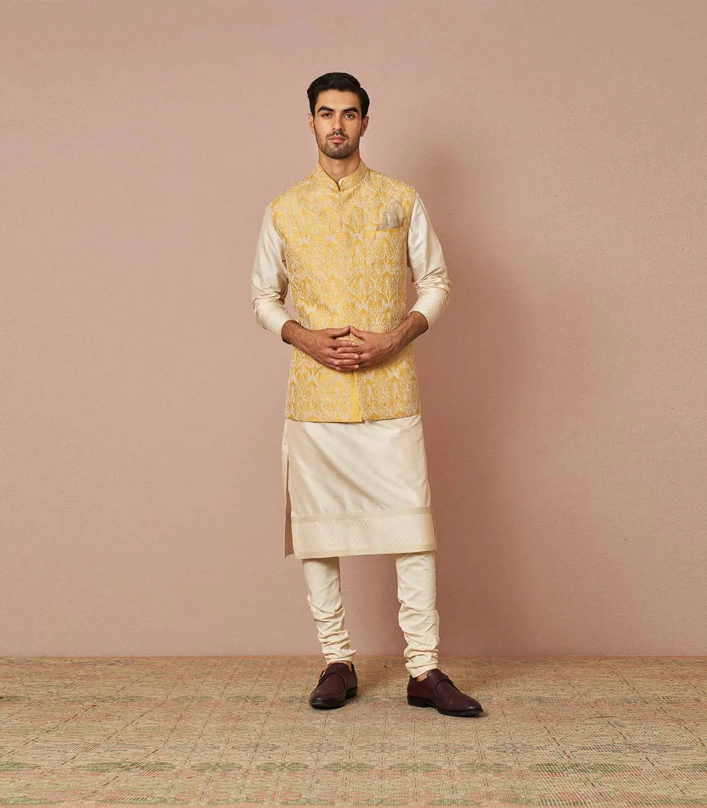 PASTEL YELLOW RAWSILK ARMAAN THREADWORK EMBROIDERED BANDI SET