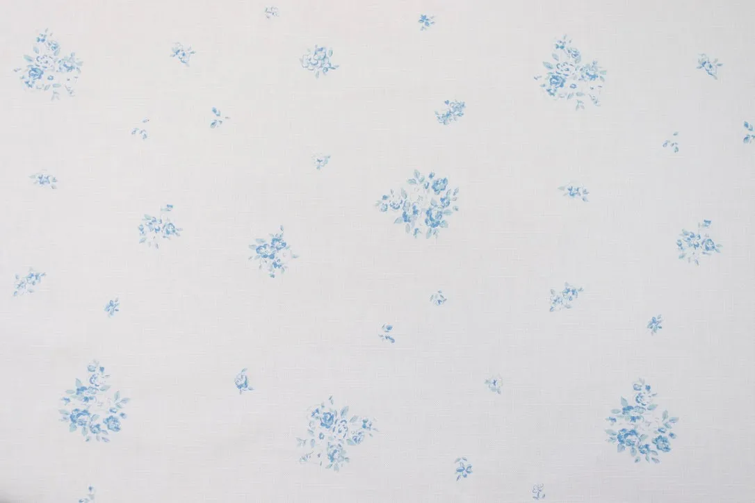 Petite Fleur Bleu on Oyster Linen