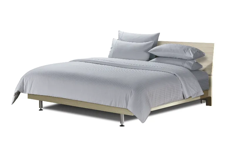 Simon Baker 250 Thread Count Egyptian Cotton Stripe Duvet Cover Set Silver