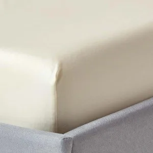 Simon Baker Mocha 200 Thread Count Cotton Percale Fitted Sheet