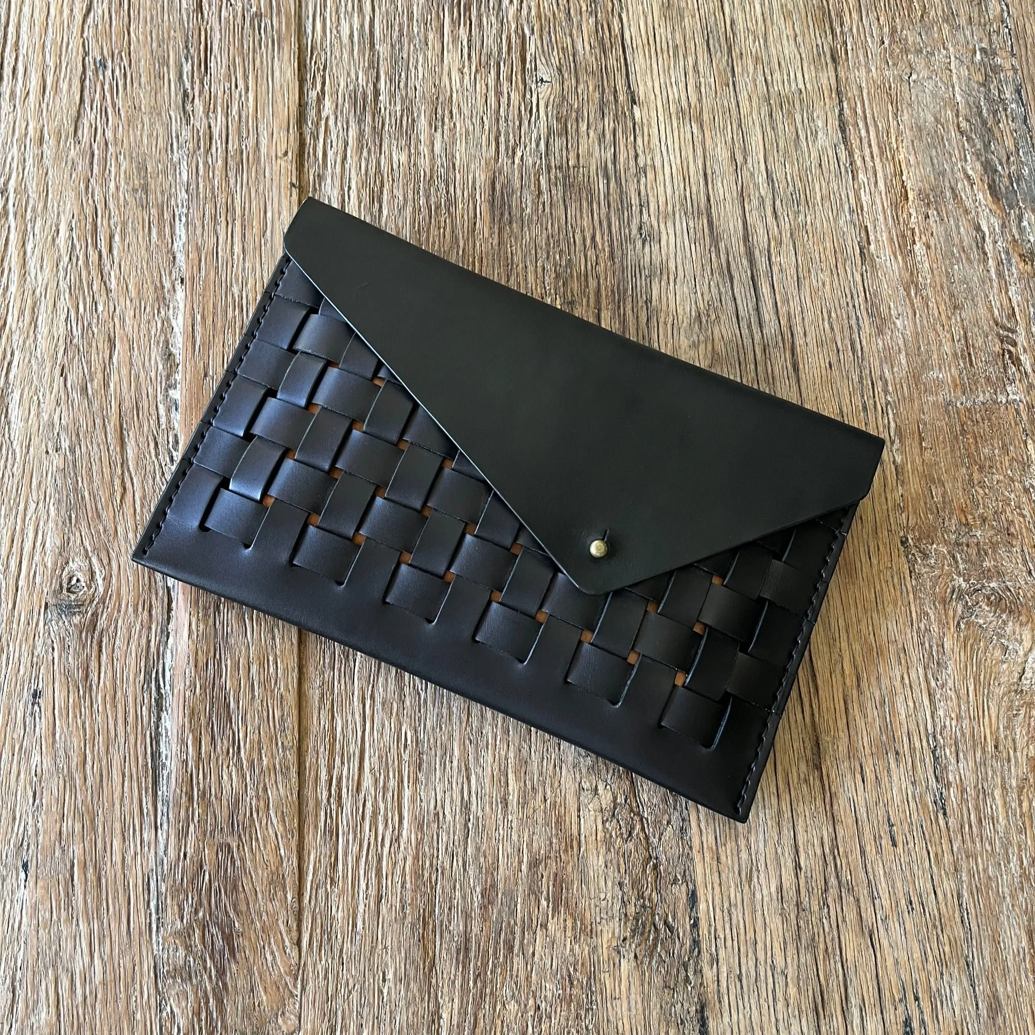 The Woven Clutch | Crossbody