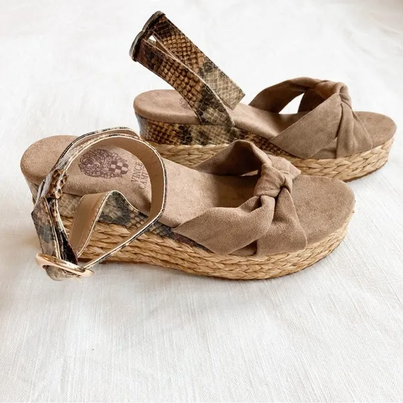 Vince Camuto Women’s Keedra Brown Snakeskin Print Sandal Wedge Size 7
