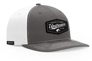 WHITE/CHARCOAL UPSTREAM HAT