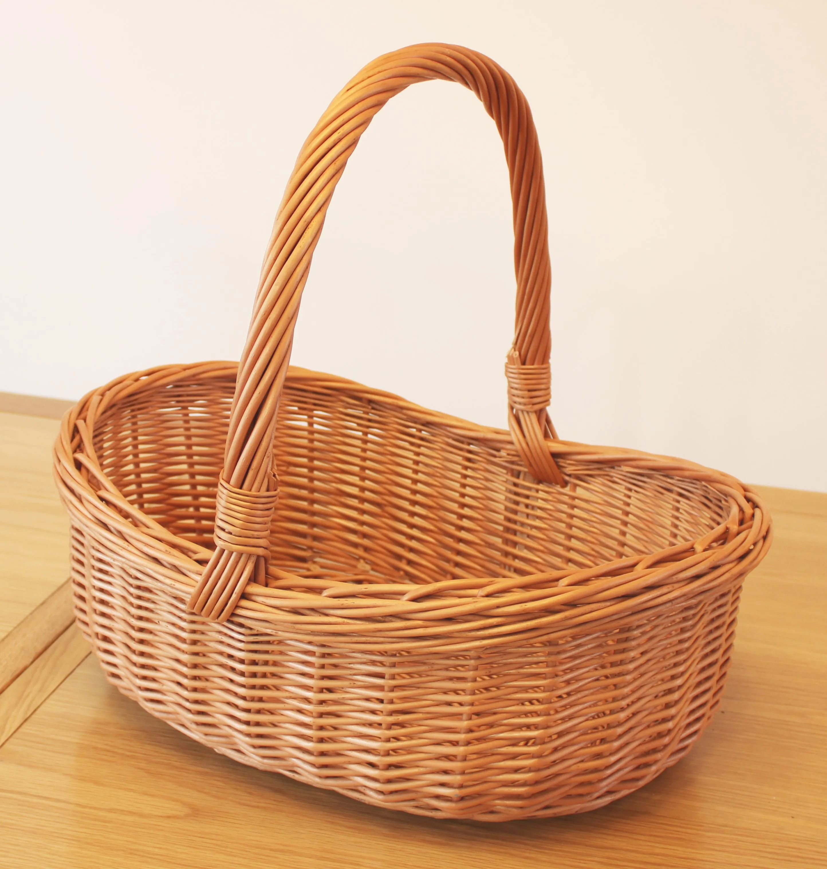 Wicker Willow Basket with Handle Shabby