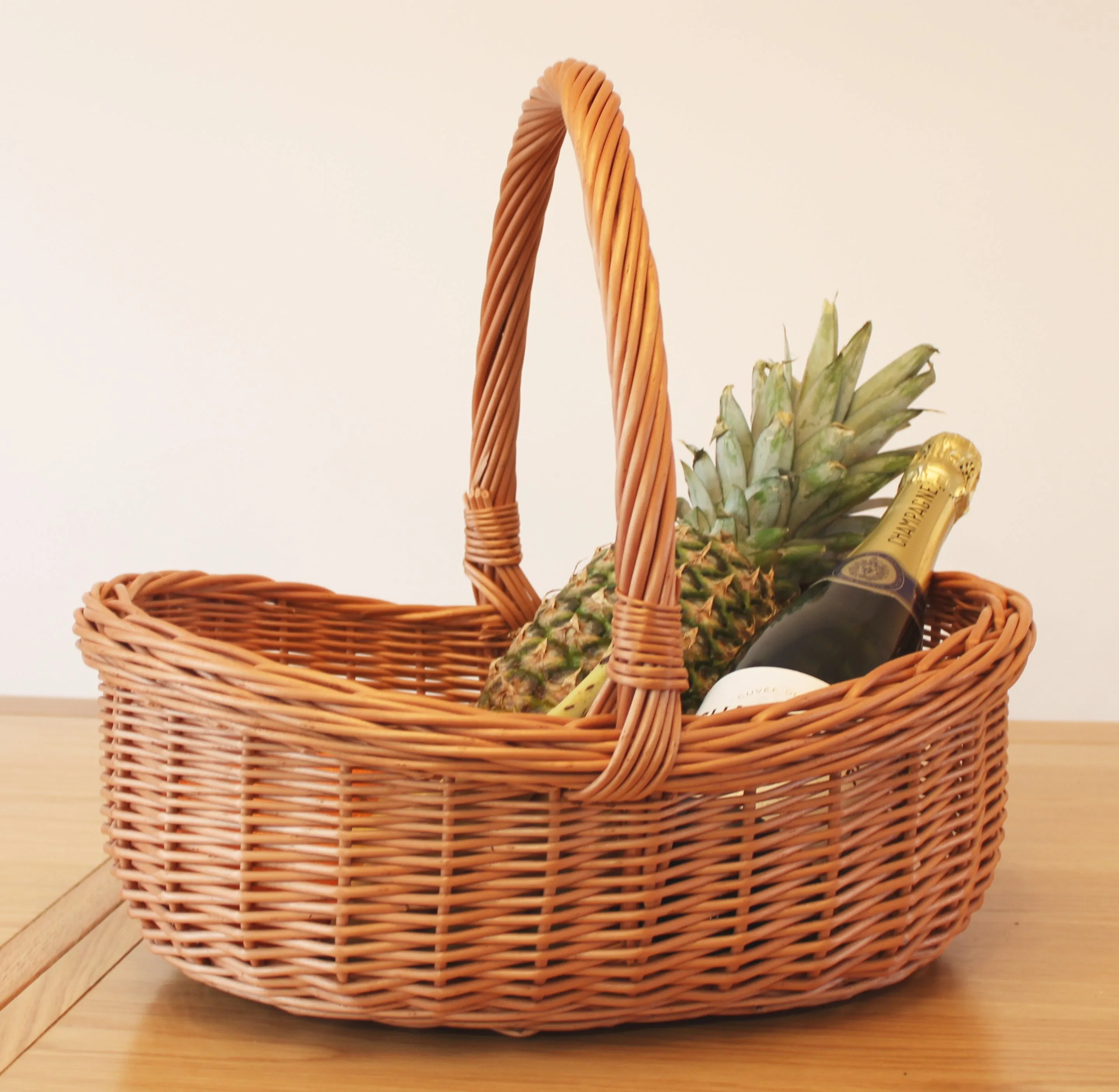 Wicker Willow Basket with Handle Shabby