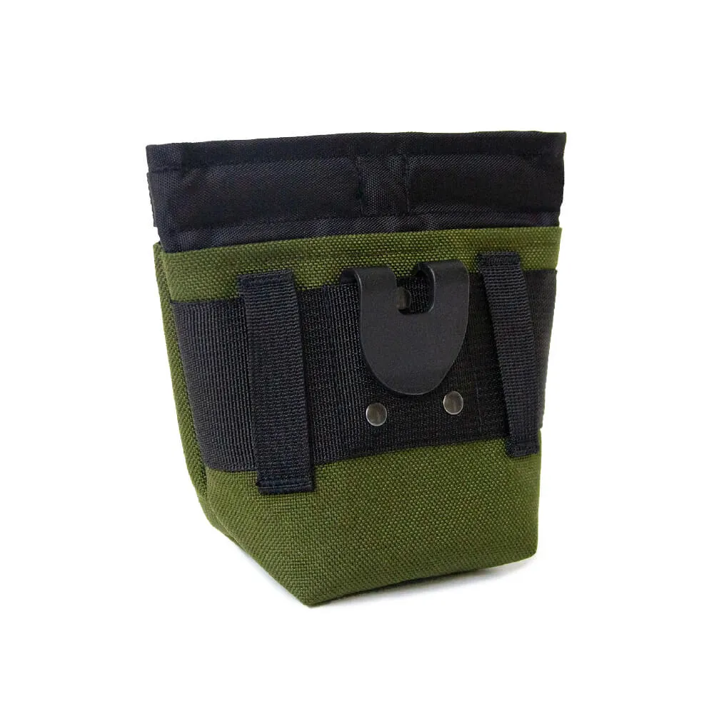 Wildebeest Alamo Dog Treat Pouch | Olive