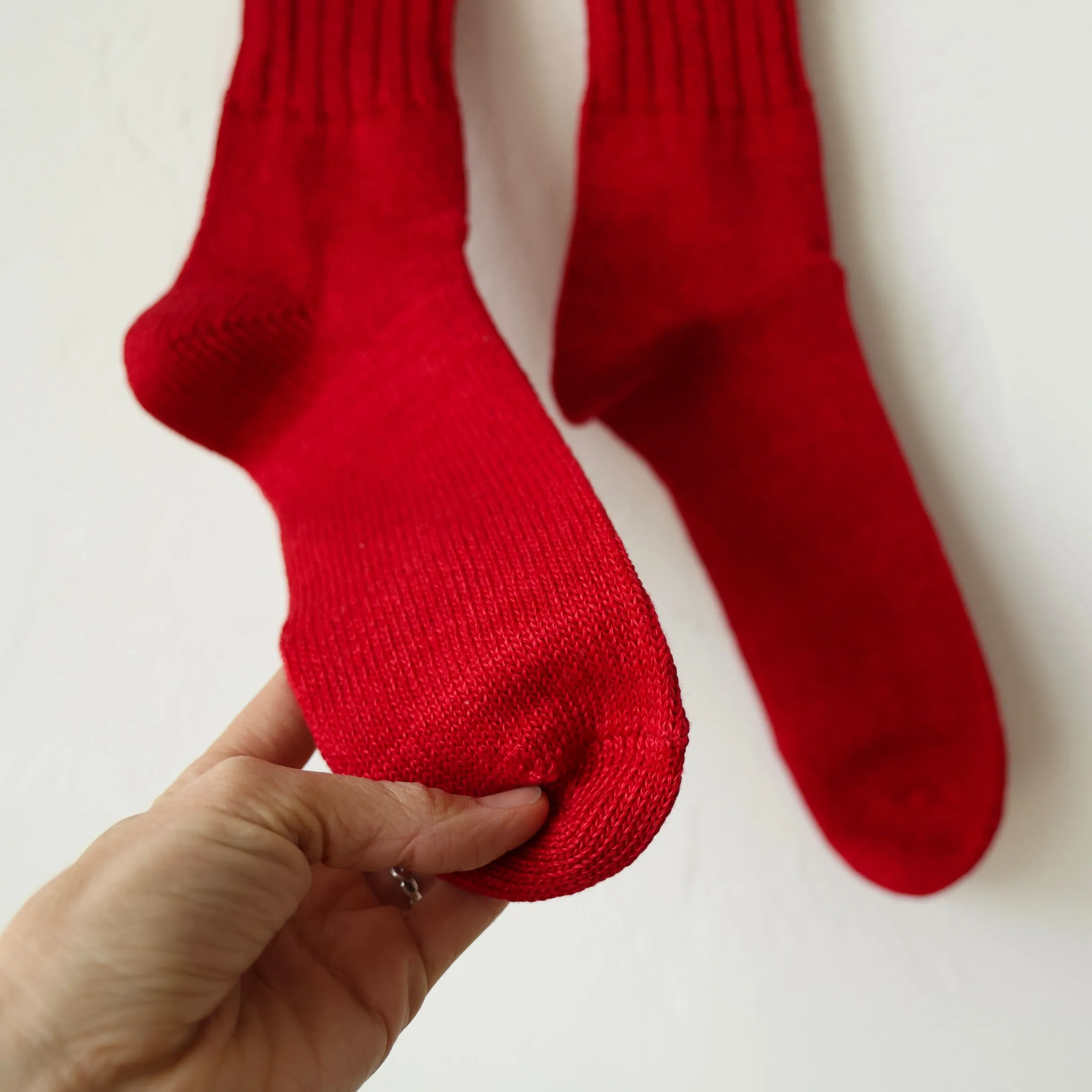 Yahae Linen/Cotton Sock - Red